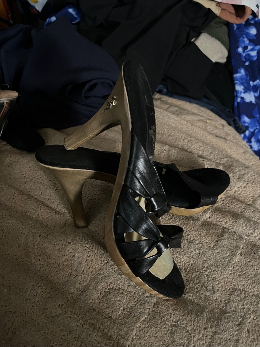 Vintage 70’s Naughty but nice  Black, wood and leather Heel